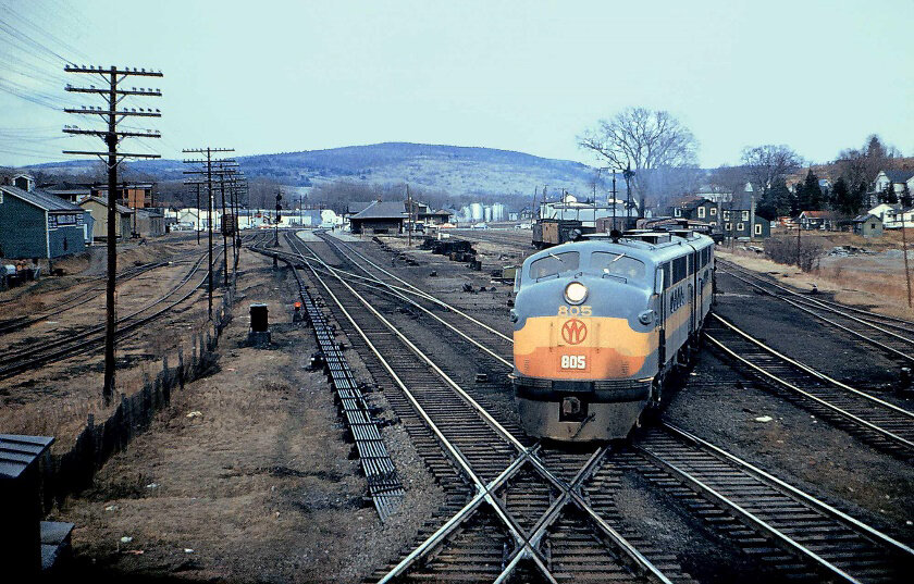 The day before the last day of operation on the O&W, March 28, 1957, the final northbound freight crossed the diamond.